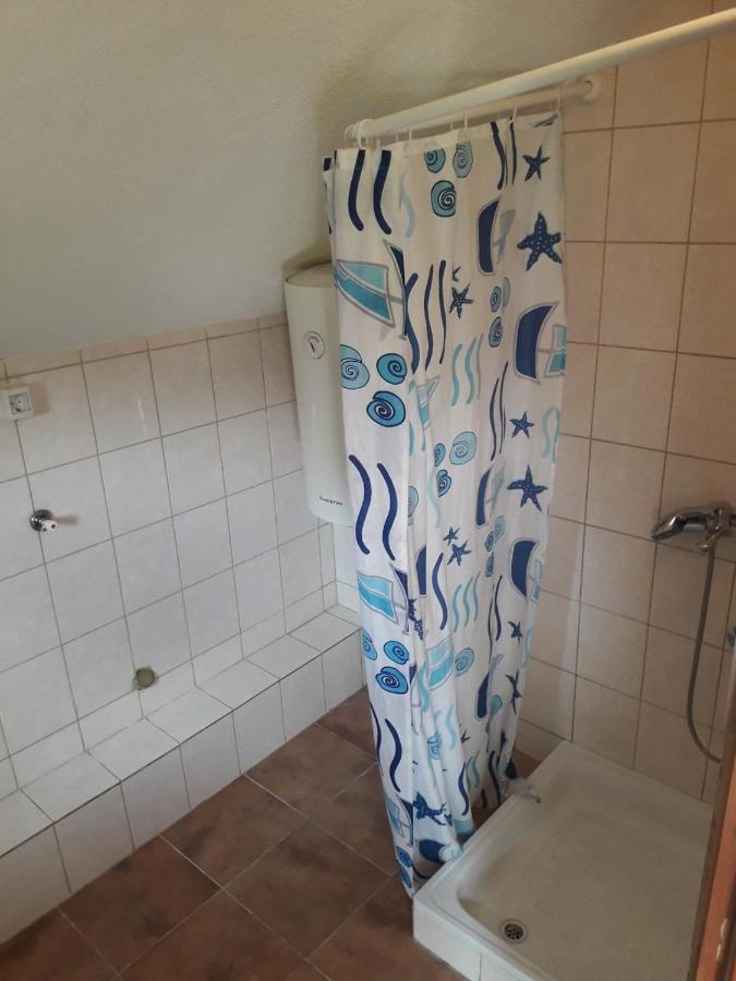 Bed and Breakfast Prenociste Vitas Miljevina Экстерьер фото