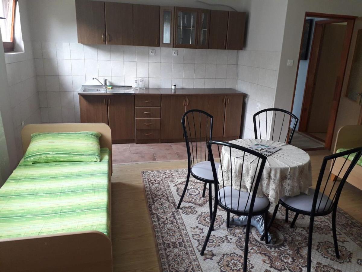 Bed and Breakfast Prenociste Vitas Miljevina Экстерьер фото