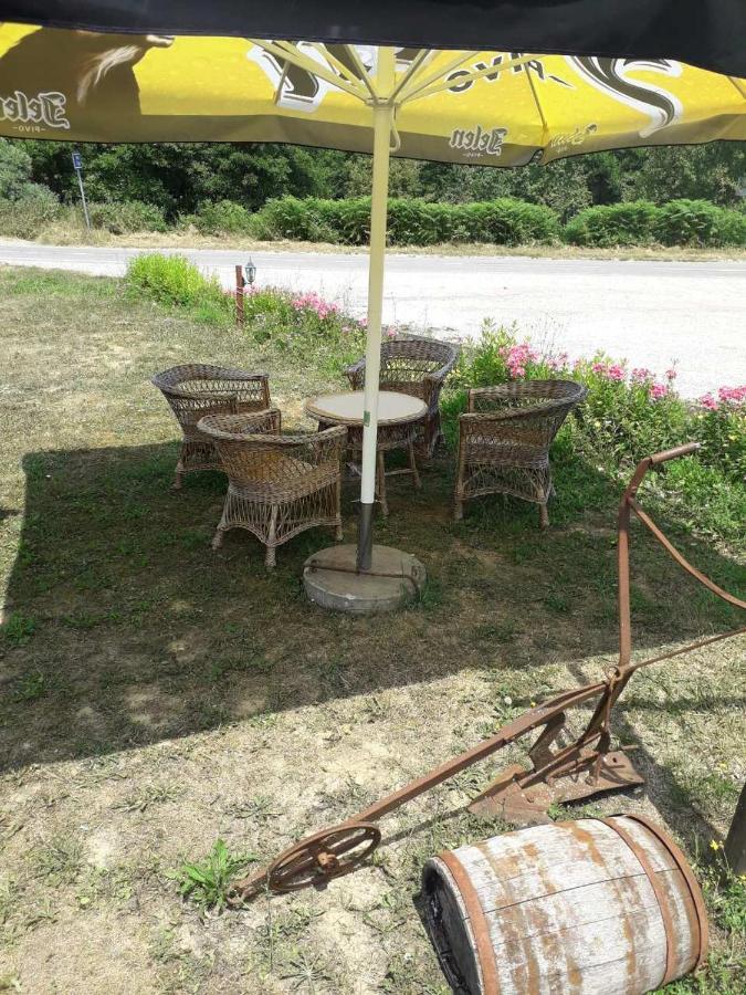 Bed and Breakfast Prenociste Vitas Miljevina Экстерьер фото