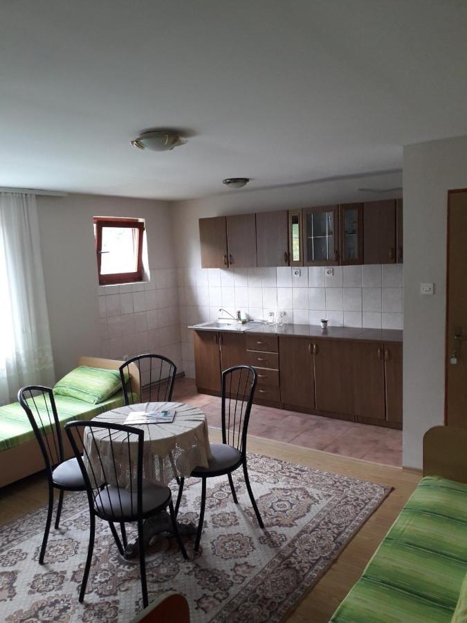 Bed and Breakfast Prenociste Vitas Miljevina Экстерьер фото