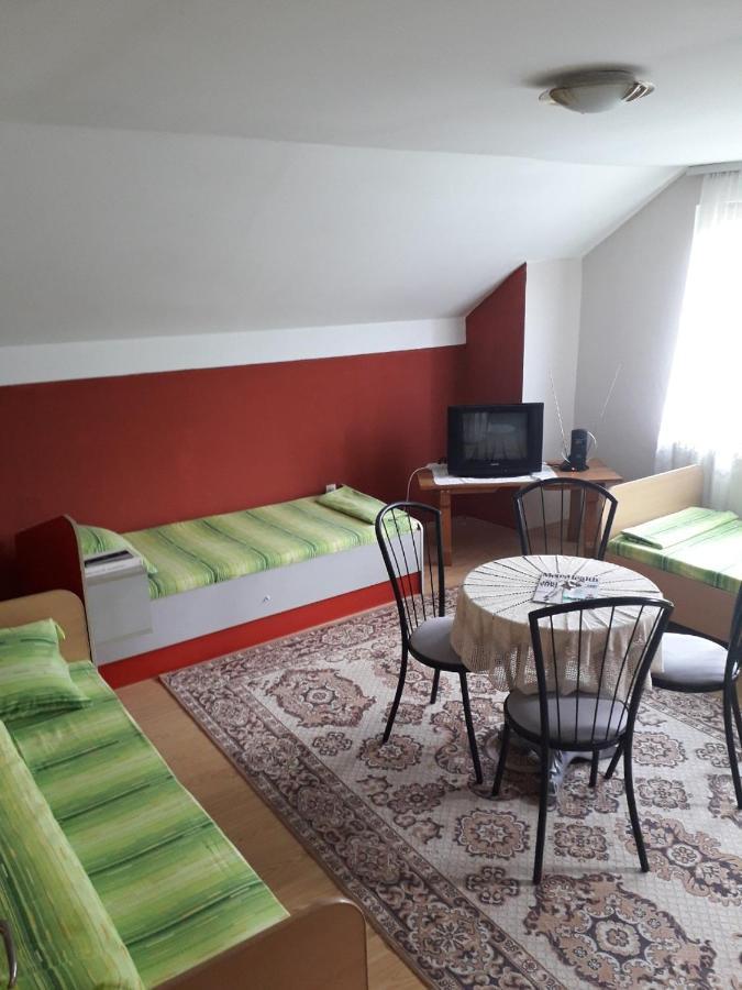 Bed and Breakfast Prenociste Vitas Miljevina Экстерьер фото