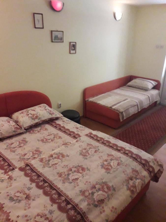 Bed and Breakfast Prenociste Vitas Miljevina Экстерьер фото