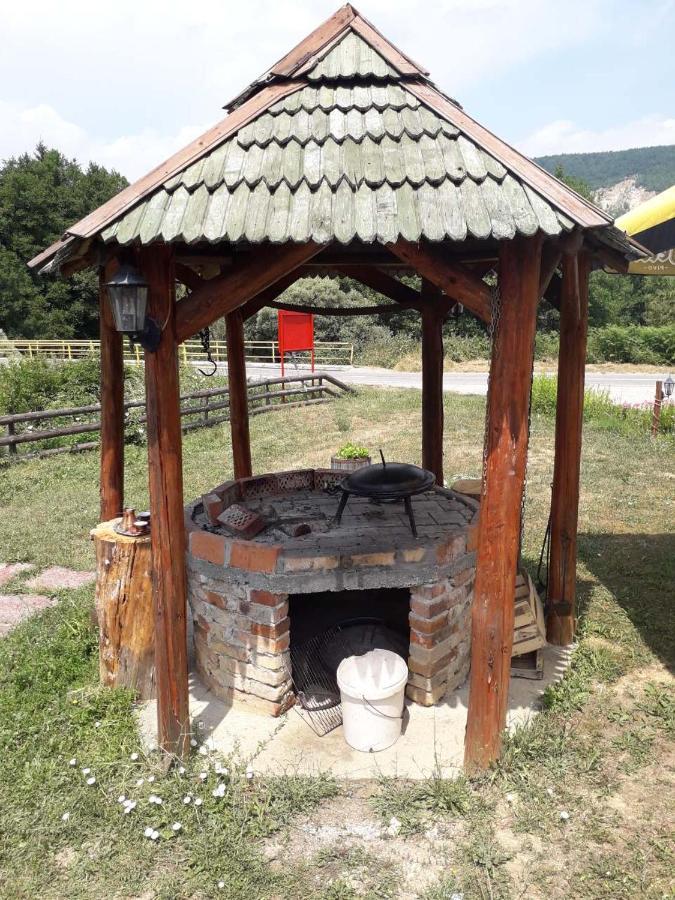 Bed and Breakfast Prenociste Vitas Miljevina Экстерьер фото