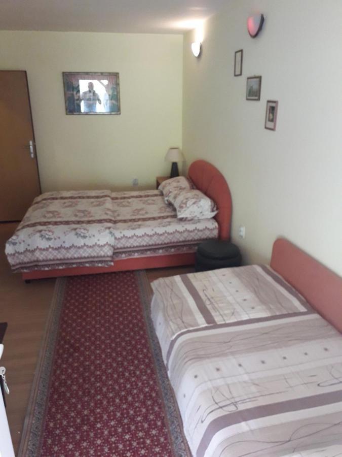 Bed and Breakfast Prenociste Vitas Miljevina Экстерьер фото